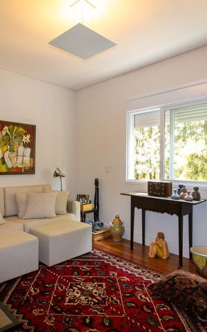 Casa de condomínio à venda com 278m², 3 quartos e 4 vagas