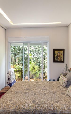 Casa de condomínio à venda com 278m², 3 quartos e 4 vagas