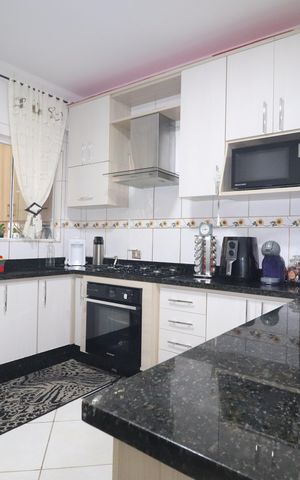 Casa à venda com 142m², 3 quartos e 2 vagasCozinha