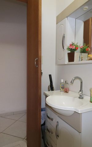 Casa à venda com 142m², 3 quartos e 2 vagasLavabo