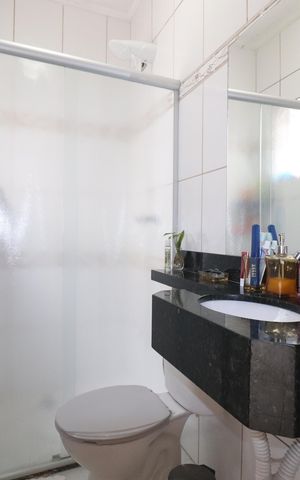 Casa à venda com 142m², 3 quartos e 2 vagasBanheiro 2