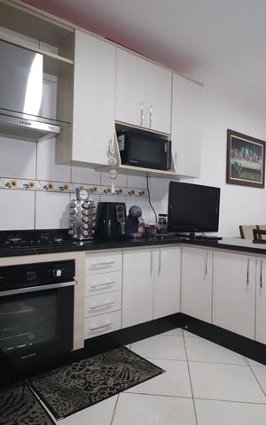 Casa à venda com 142m², 3 quartos e 2 vagasCozinha