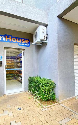 Apartamento à venda com 78m², 2 quartos e 1 vaga Apartamento à venda com 78m², 2 quartos e 1 vagaÁrea comum - Mercado 24h