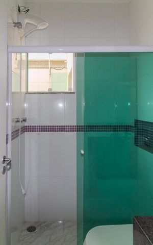 Casa à venda com 120m², 2 quartos e 2 vagas Casa à venda com 120m², 2 quartos e 2 vagasBanheiro da Suíte 2