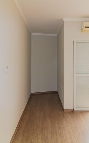 Casa à venda com 120m², 2 quartos e 2 vagas Casa à venda com 120m², 2 quartos e 2 vagasSuíte 2