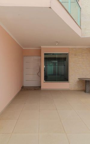 Casa à venda com 120m², 2 quartos e 2 vagas Casa à venda com 120m², 2 quartos e 2 vagasGaragem