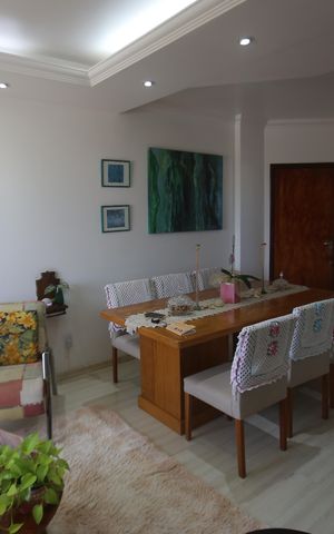 Apartamento à venda com 200m², 4 quartos e 2 vagasSala