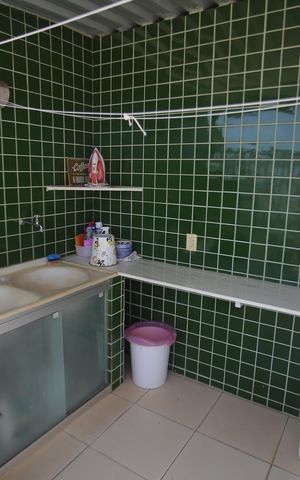 Apartamento à venda com 200m², 4 quartos e 2 vagasArea de serviço