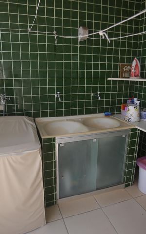 Apartamento à venda com 200m², 4 quartos e 2 vagasArea de serviço
