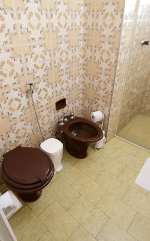Casa à venda com 209m², 3 quartos e 2 vagasBanheiro Social