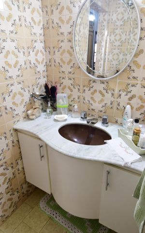 Casa à venda com 209m², 3 quartos e 2 vagasBanheiro Social