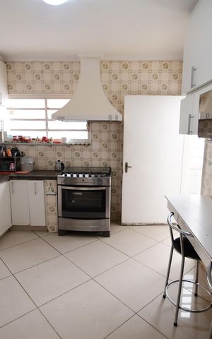 Casa à venda com 209m², 3 quartos e 2 vagasCozinha