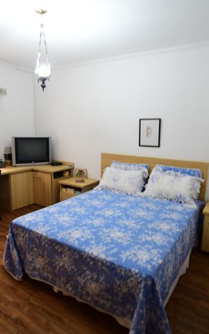 Casa à venda com 209m², 3 quartos e 2 vagasQuarto 2