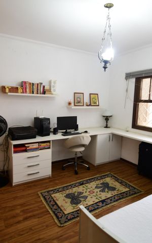 Casa à venda com 209m², 3 quartos e 2 vagasQuarto 1