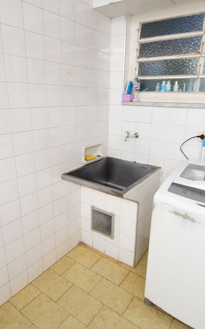 Casa à venda com 209m², 3 quartos e 2 vagasÁrea de Serviço