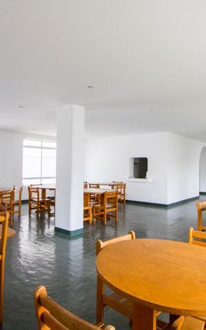 Apartamento à venda com 156m², 3 quartos e 2 vagas Apartamento à venda com 156m², 3 quartos e 2 vagasÁrea comum - Salão de festas