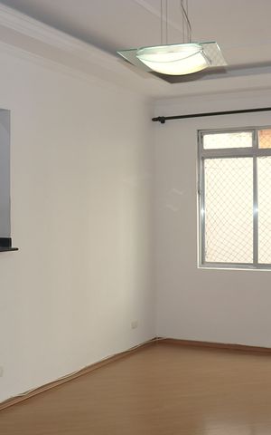 Apartamento à venda com 71m², 2 quartos e sem vagaSala