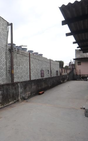 Casa à venda com 170m², 3 quartos e 5 vagasQuintal