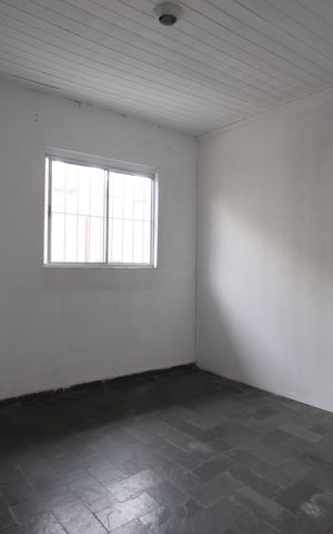 Casa à venda com 170m², 3 quartos e 5 vagasCasa 2