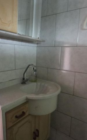 Casa à venda com 170m², 3 quartos e 5 vagasBanheiro 1