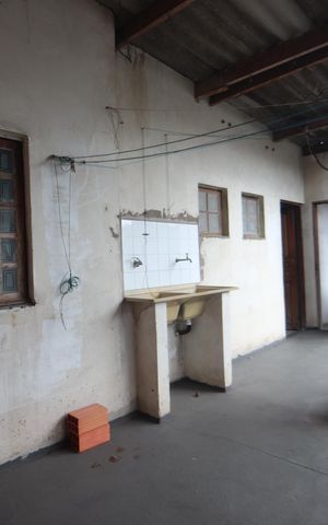 Casa à venda com 170m², 3 quartos e 5 vagasQuintal