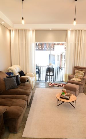 Casa à venda com 165m², 3 quartos e 3 vagasSala