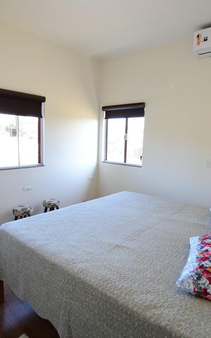 Casa à venda com 165m², 3 quartos e 3 vagasQuarto 3 - Suíte