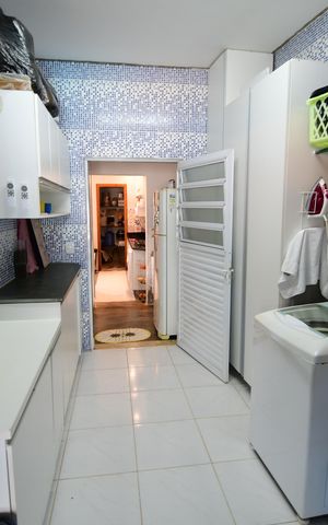Casa à venda com 165m², 3 quartos e 3 vagasÁrea de Serviço
