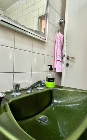Casa à venda com 143m², 2 quartos e 2 vagas Casa à venda com 143m², 2 quartos e 2 vagasBanheiro