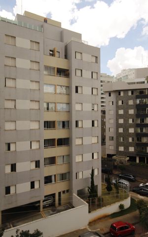 Apartamento à venda com 75m², 2 quartos e 2 vagasVista da Sala