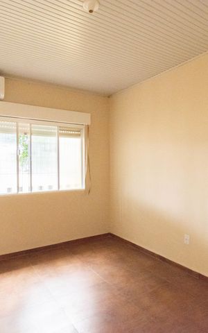 Casa para alugar com 80m², 2 quartos e 6 vagas