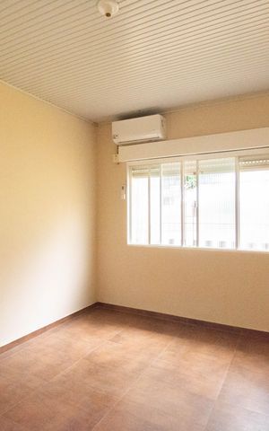 Casa para alugar com 80m², 2 quartos e 6 vagas