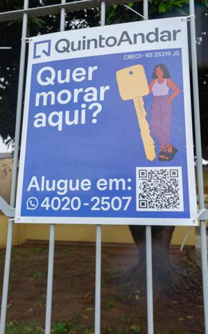 Casa para alugar com 80m², 2 quartos e 6 vagas