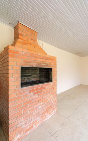 Casa para alugar com 80m², 2 quartos e 6 vagas