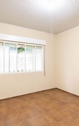 Casa para alugar com 80m², 2 quartos e 6 vagas
