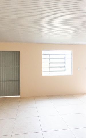 Casa para alugar com 80m², 2 quartos e 6 vagas