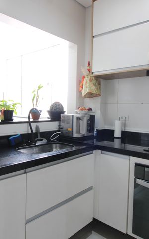 Apartamento à venda com 58m², 2 quartos e 1 vagaCozinha