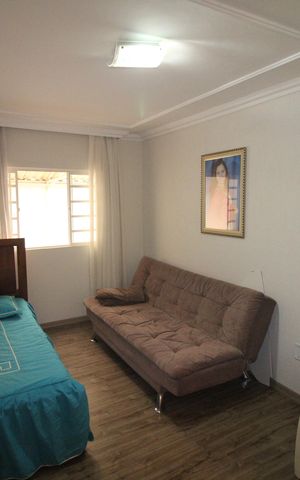 Casa à venda com 274m², 3 quartos e 6 vagasQuarto 2
