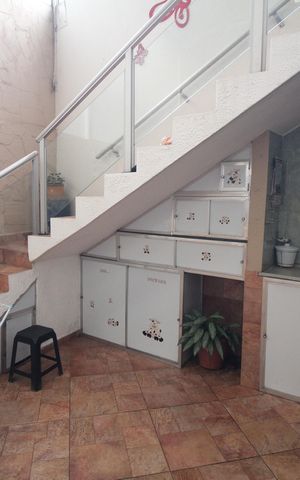 Casa à venda com 274m², 3 quartos e 6 vagasÁrea de Serviço