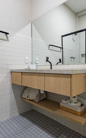 Apartamento à venda com 81m², 2 quartos e sem vaga Apartamento à venda com 81m², 2 quartos e sem vagaBanheiro