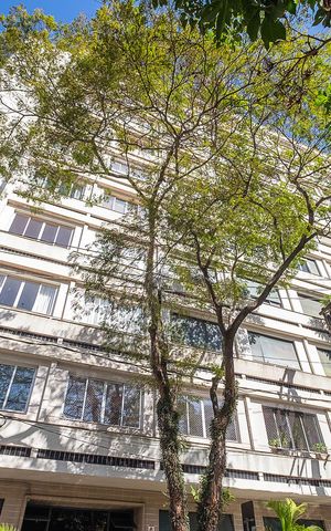Apartamento à venda com 81m², 2 quartos e sem vaga Apartamento à venda com 81m², 2 quartos e sem vagaFachada