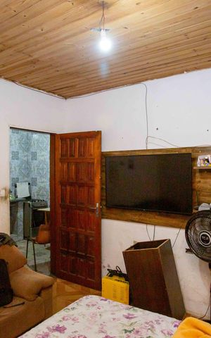 Casa à venda com 40m², 1 quarto e 6 vagasQuarto