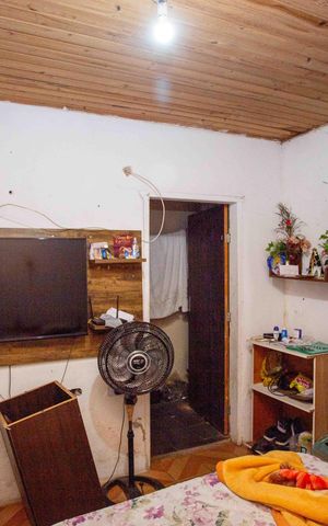 Casa à venda com 40m², 1 quarto e 6 vagasQuarto