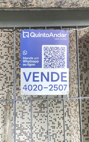 Casa à venda com 300m², 3 quartos e 1 vaga Casa à venda com 300m², 3 quartos e 1 vagaPlaquinha