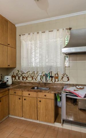Casa à venda com 300m², 3 quartos e 1 vagaBanheiro