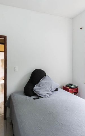 Casa à venda com 300m², 3 quartos e 1 vagaQuarto (primeiro andar)