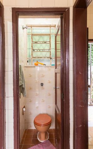 Casa à venda com 300m², 3 quartos e 1 vagaBanheiro de serviço