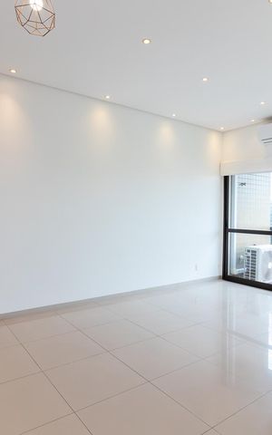 Apartamento para alugar com 84m², 4 quartos e 2 vagasSala de Jantar
