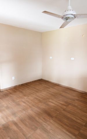 Casa à venda com 100m², 3 quartos e 8 vagasSala