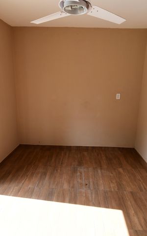 Casa à venda com 100m², 3 quartos e 8 vagasQuarto 3